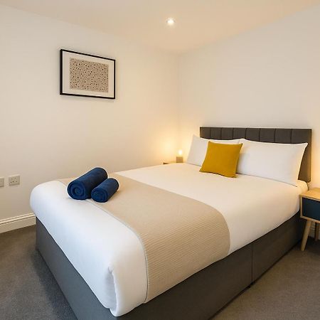 6 Person Apartment In City Centre Cardiff Exterior foto